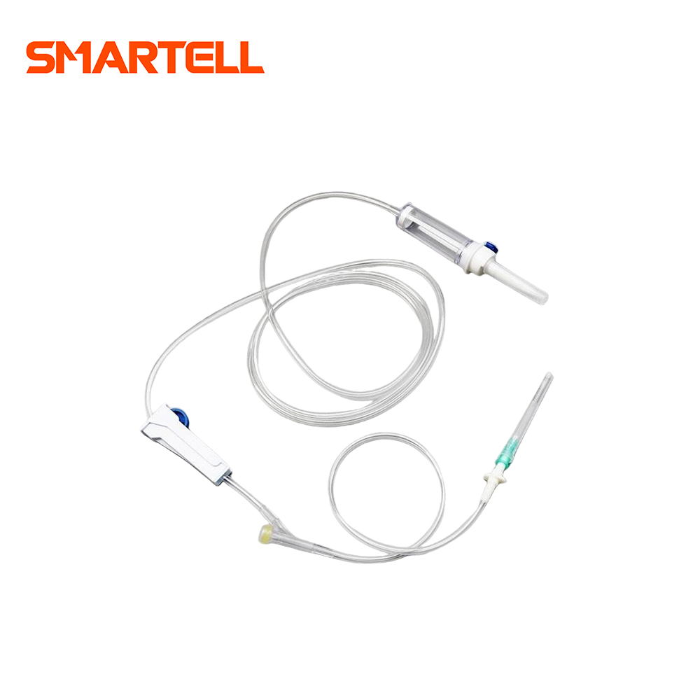 Machine d'extrusion de tuyaux en PVC à grande vitesse pour cathéter de perfusion