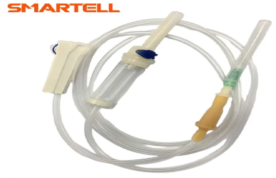 Machine d'extrudage de tubes PVC