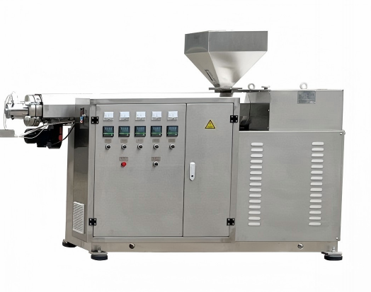 Comment extruder un tube en plastique