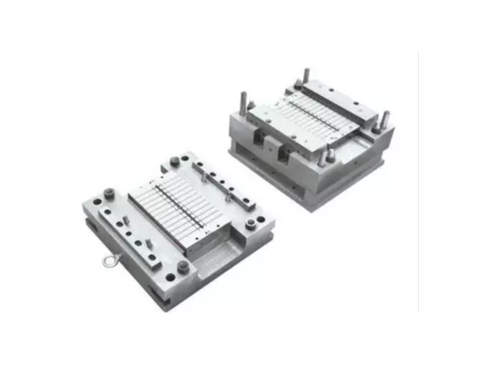 Que savez-vous des caractéristiques de Medical Mold ?