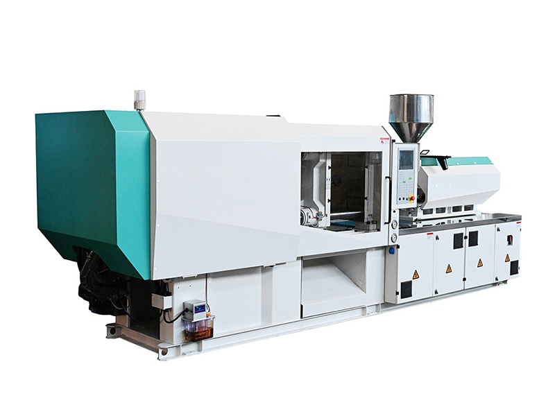 Machine d'extrudage de tubes PVC
